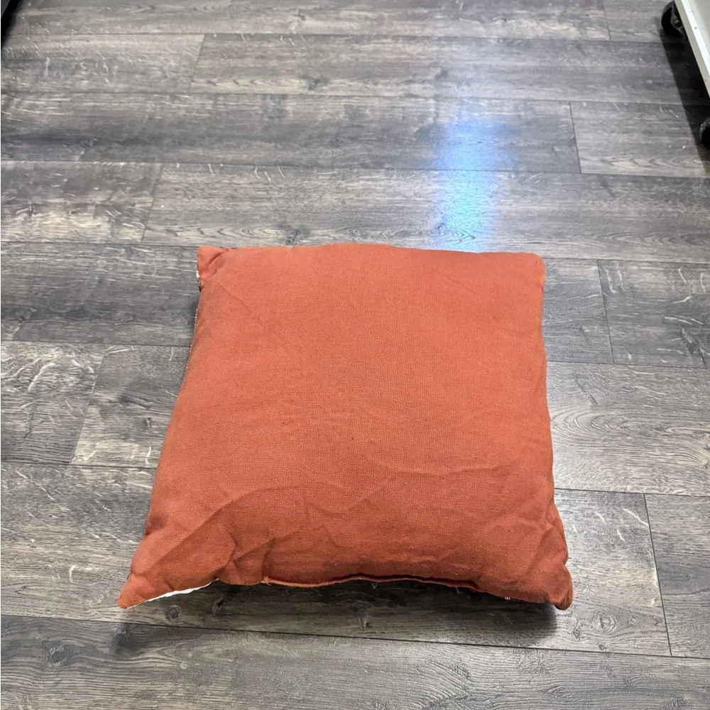 Throw Pillow With‎ Fall Theme